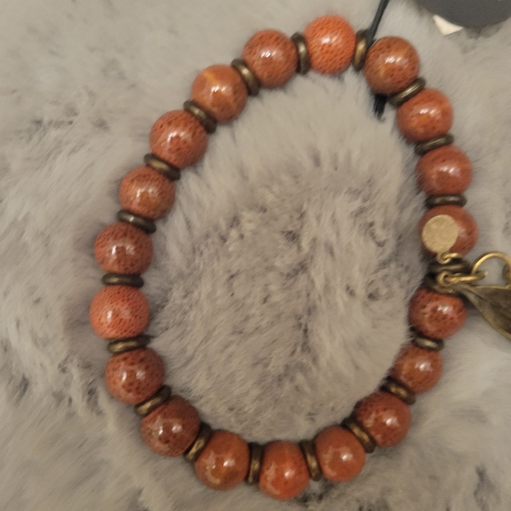 Red Dotted Bead Bracelet with Fringe and Metal Feather G MAN - Picture 3 of 6